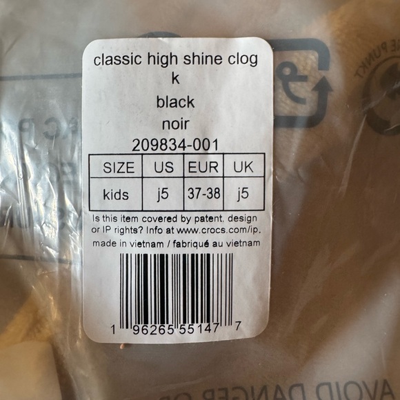 Brand new patent leather look Croc size 6 - Picture 3 of 4